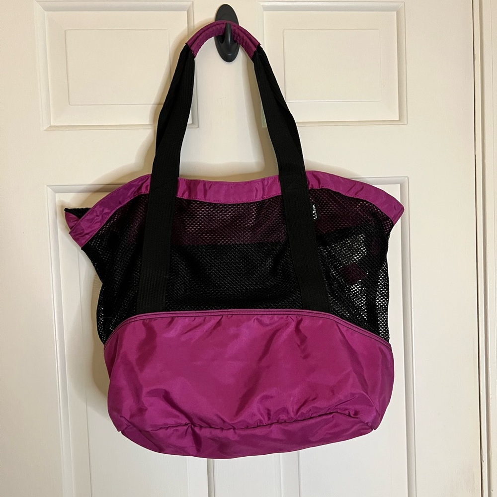 L.L.Bean Purple extra large zipper mesh tote beach or sports bag